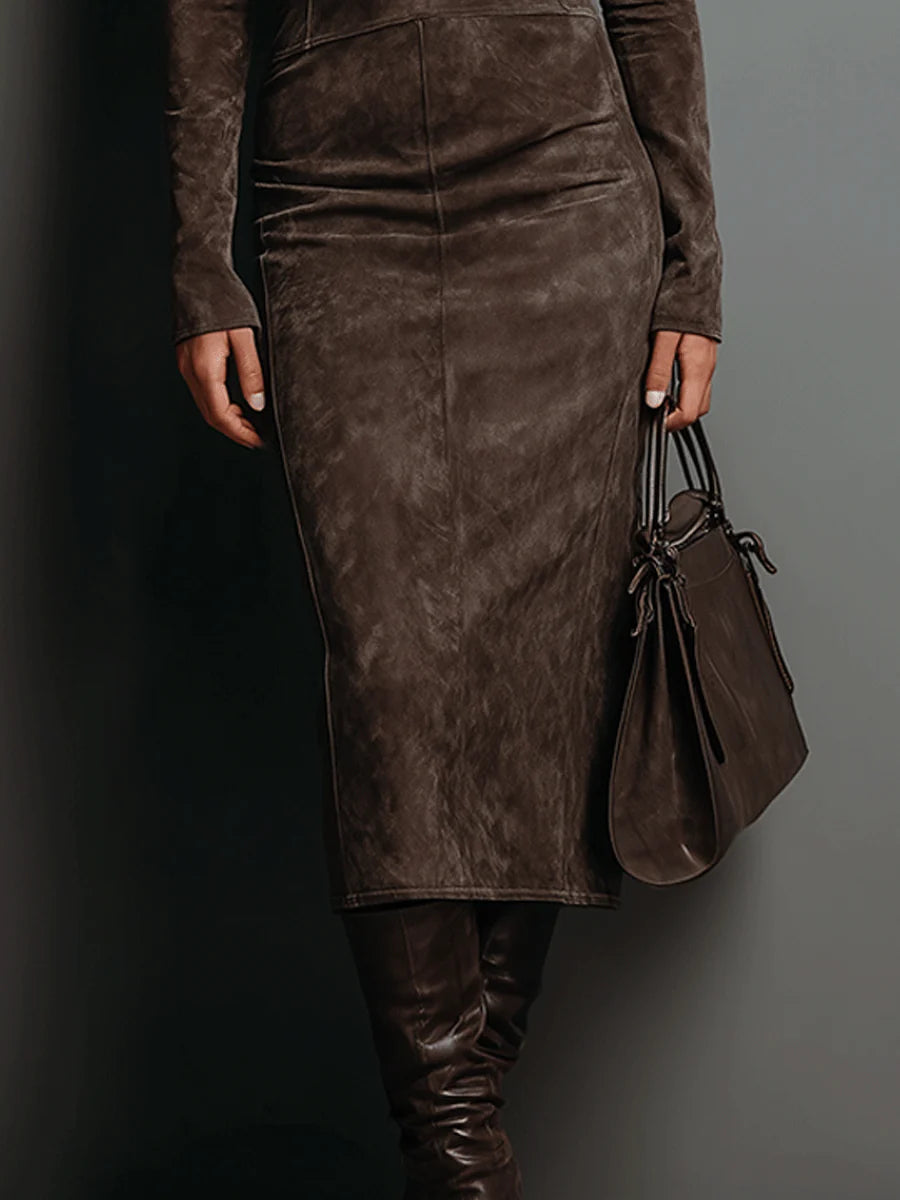 Rosa | Vestido Midi de Cuello Alto Efecto Gamuza, Café