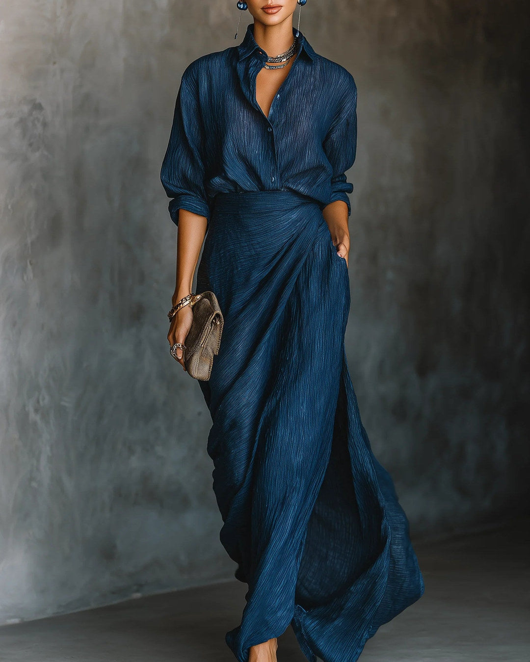 Sara | Conjunto de Camisa Arrugada y Falda Larga Cruzada, Azul Oscuro